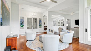 15 Lexington Drive thumbnail image 11