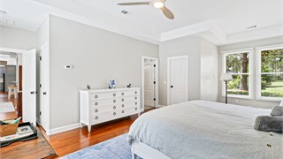 15 Lexington Drive thumbnail image 22