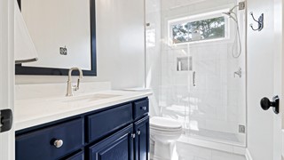 15 Lexington Drive thumbnail image 27