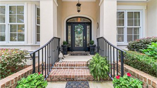 23 Lexington Drive thumbnail image 2