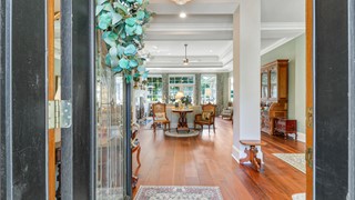 23 Lexington Drive thumbnail image 4