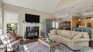 23 Lexington Drive thumbnail image 18