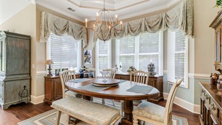 23 Lexington Drive thumbnail image 25