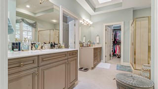 23 Lexington Drive thumbnail image 30