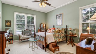 23 Lexington Drive thumbnail image 32