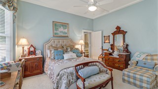 23 Lexington Drive thumbnail image 35