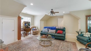 23 Lexington Drive thumbnail image 40