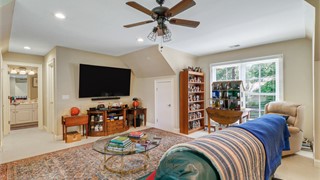 23 Lexington Drive thumbnail image 41