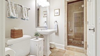 42 Lexington Drive thumbnail image 21