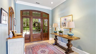 42 Lexington Drive thumbnail image 4