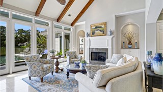 42 Lexington Drive thumbnail image 8