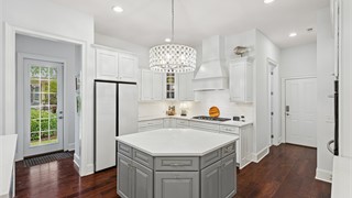 255 Bamberg Drive thumbnail image 16