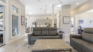 21 Hunting Court thumbnail image 8