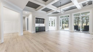 33 Lexington Drive thumbnail image 14