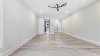 33 Lexington Drive thumbnail image 9