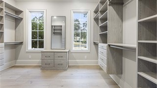 33 Lexington Drive thumbnail image 21