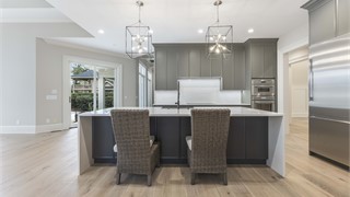 33 Lexington Drive thumbnail image 40