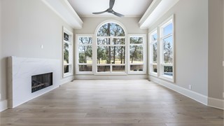 33 Lexington Drive thumbnail image 47