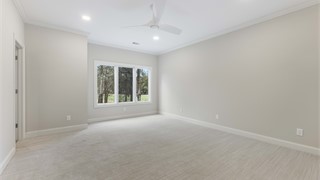 33 Lexington Drive thumbnail image 11