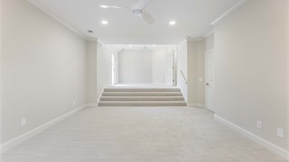 33 Lexington Drive thumbnail image 16