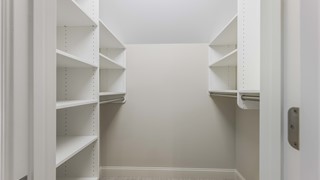 33 Lexington Drive thumbnail image 38