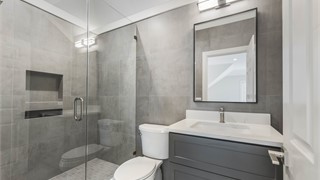 33 Lexington Drive thumbnail image 41