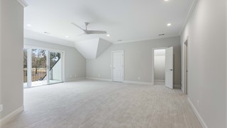 33 Lexington Drive thumbnail image 42