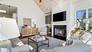 51 Lexington Drive thumbnail image 19