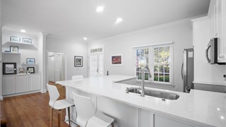 8 E Cottage Circle thumbnail image 32