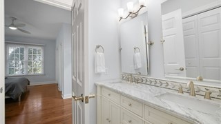 8 E Cottage Circle thumbnail image 37